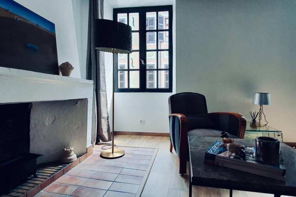Le Carnot 2 Etoiles Hypercentre Vieille Ville อานซี ภายนอก รูปภาพ